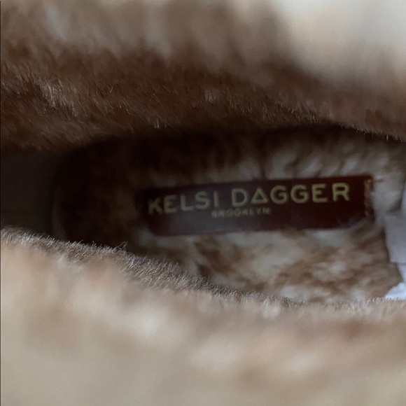 KELSI DAGGER - the Calvin Cuffed Cognac boot - Picture 5 of 7